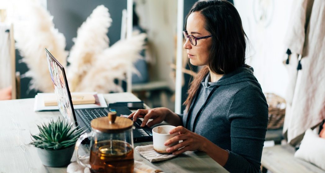 ¿Cómo ganar dinero sin salir de casa? ¿Cómo ganar dinero sin salir de casa?